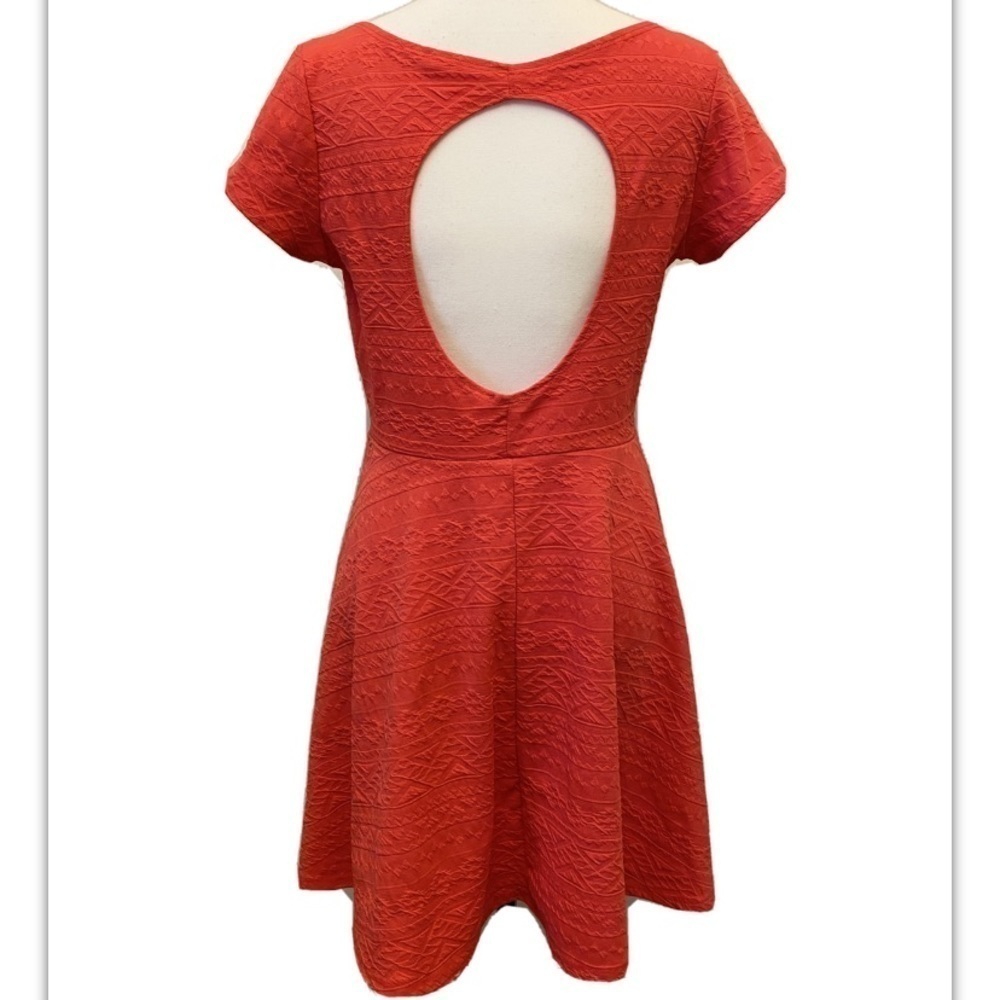 CHARLOTTE RUSSE Sz XL Stretch Dress, Back Cutout